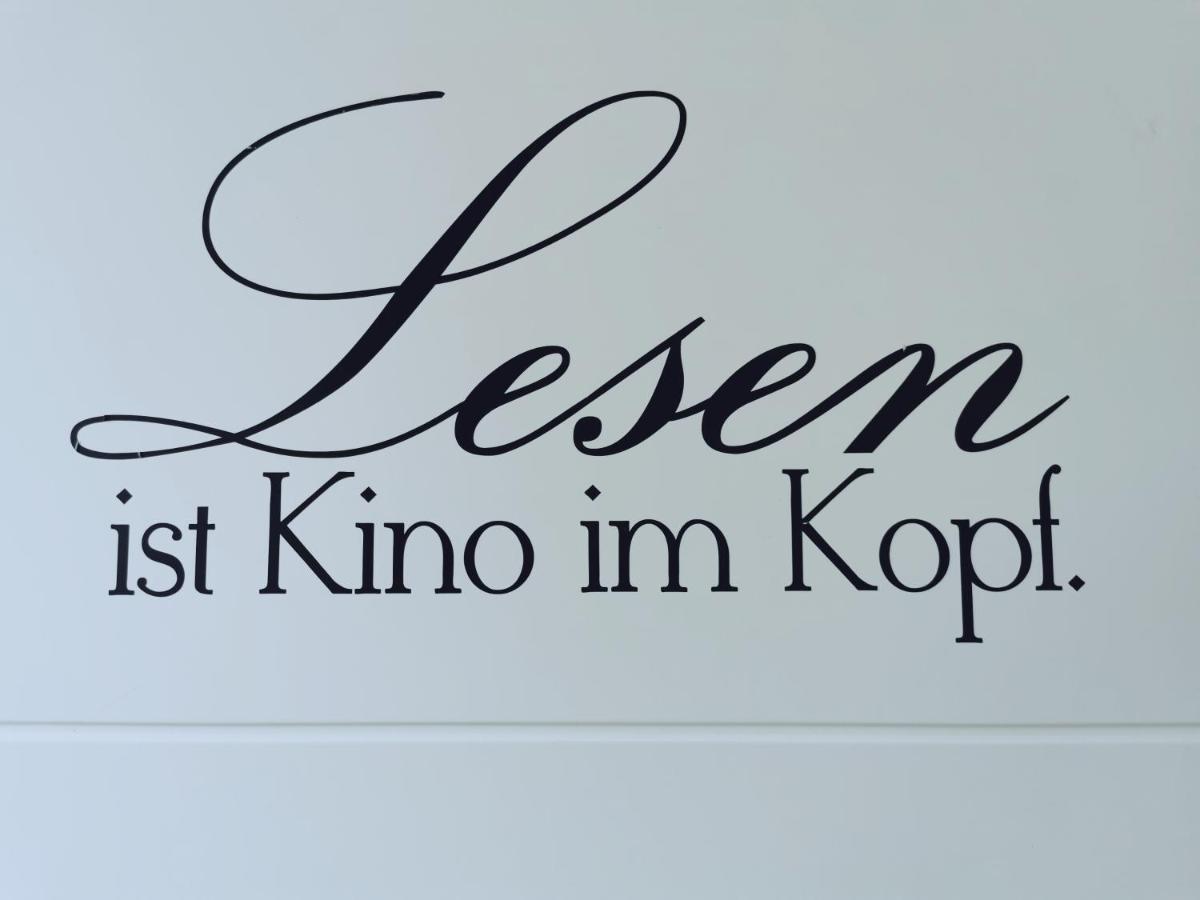 Hausboot Die Leseinsel Emden Zewnętrze zdjęcie